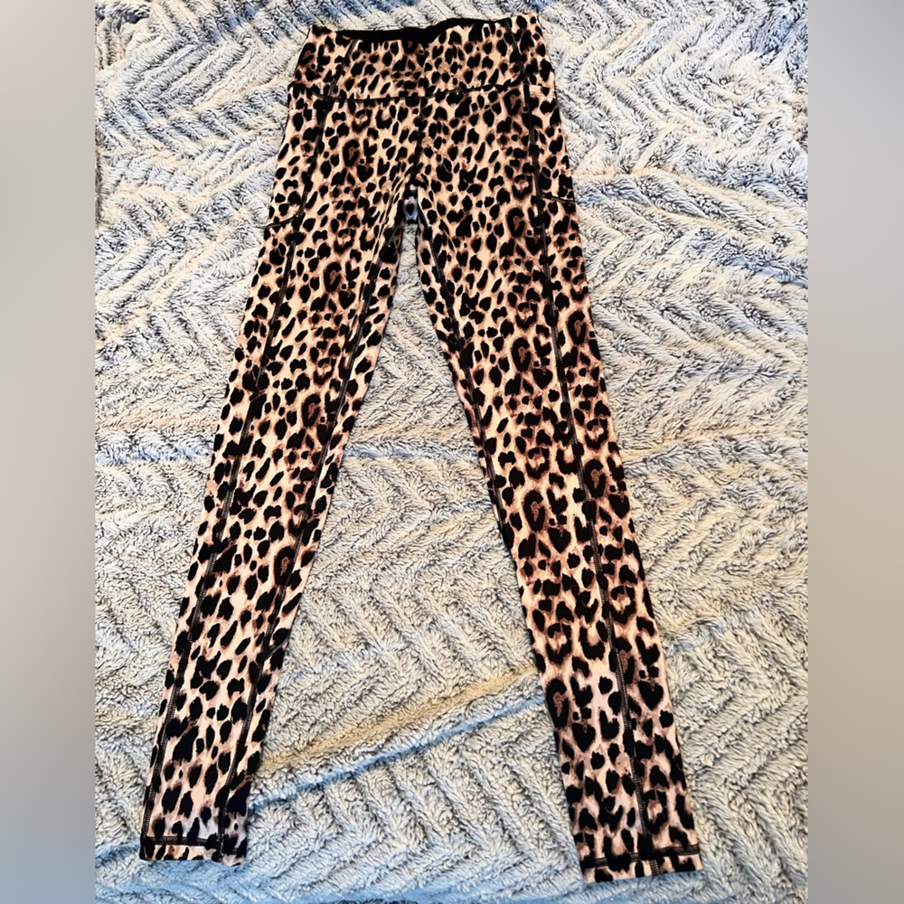 VS leopard leggings